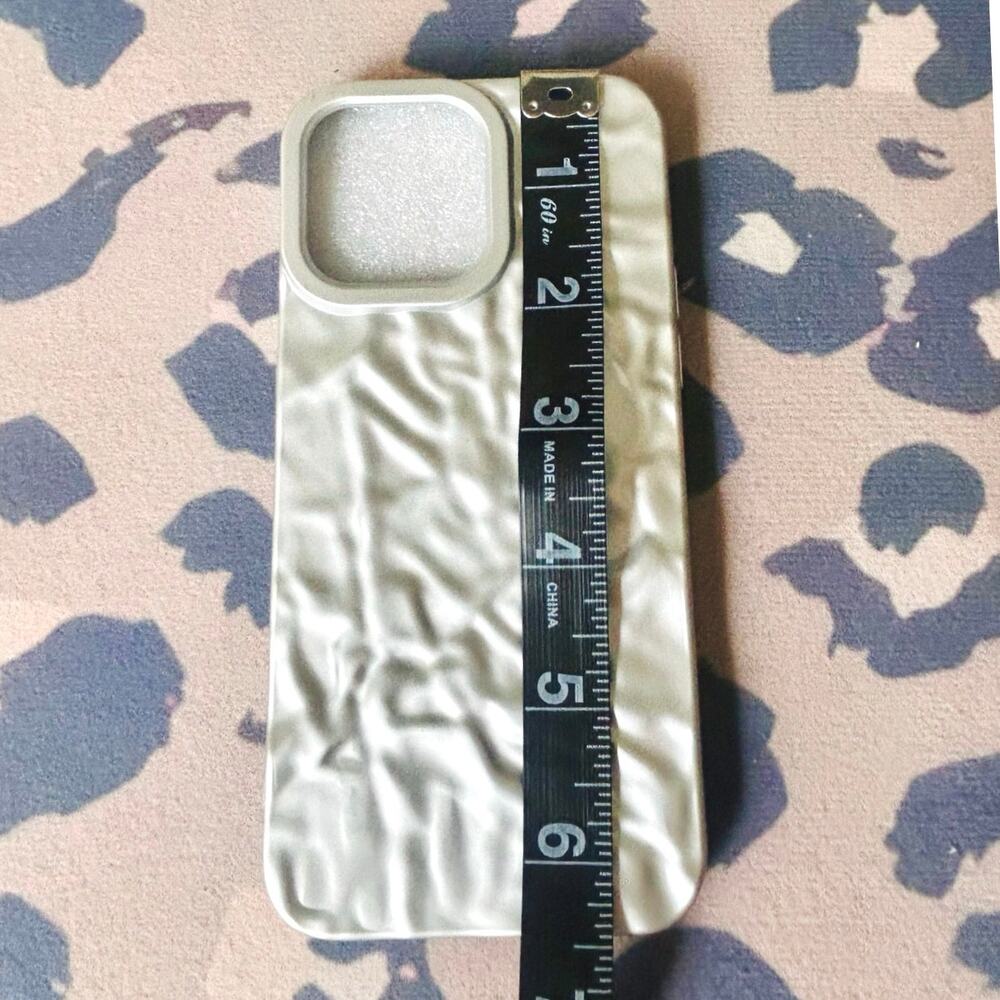 NWT Silver Metallic iPhone 14 Plus Case Textured Slim Minimal Cover - Picture 4 of 9